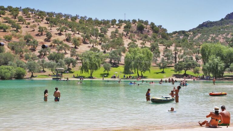 Playas para Perros Cerca de Los Molares